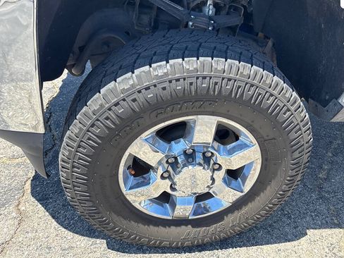 Used 2018 Chevrolet Silverado 2500 W/T w/ WT Convenience Package AWD/4WD image 14