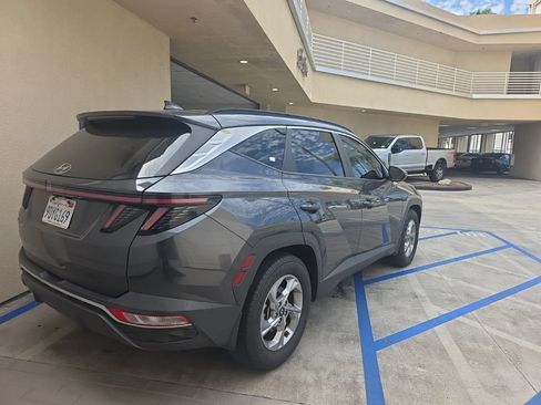 Used 2023 Hyundai Tucson SEL FWD image 3