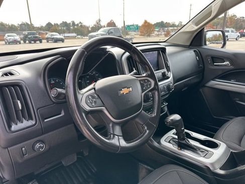 Used 2021 Chevrolet Colorado LT w/ Fleet Safety Package image 12