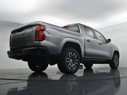 Used 2024 Chevrolet Colorado Z71 w/ Z71 Convenience Package 2 AWD/4WD image 23