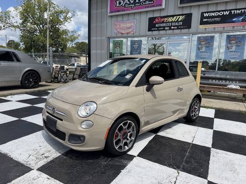 Used 2012 FIAT 500 Sport w/ Safety & Convenience Pkg FWD image 2