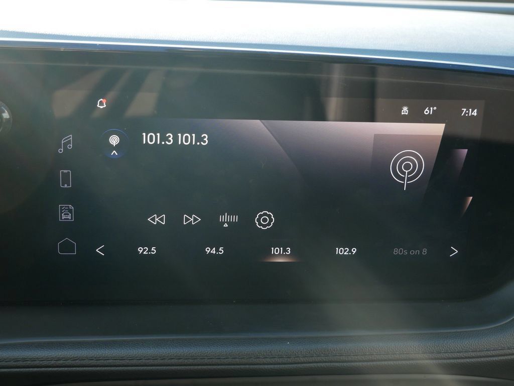 Used 2024 Buick Encore GX Preferred AWD/4WD image 18