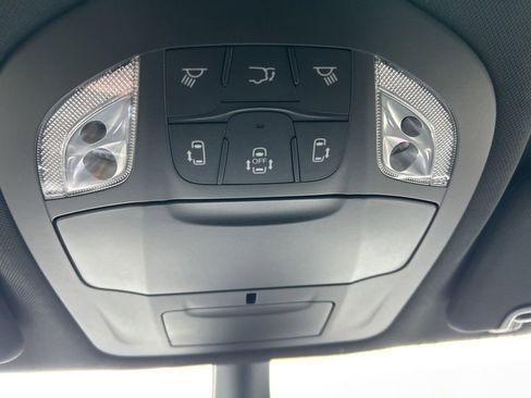 New 2026 Chrysler Pacifica Select image 30