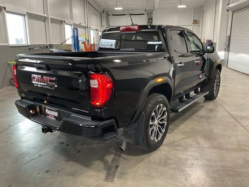 Used 2024 GMC Canyon Denali AWD/4WD image 6