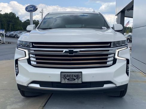 Used 2023 Chevrolet Tahoe High Country w/ Premium Package 2 AWD/4WD image 12