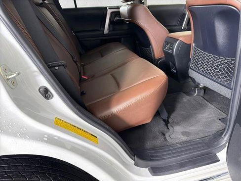 Used 2024 Toyota 4Runner Limited AWD/4WD image 17