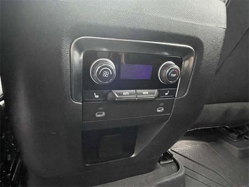 Certified 2024 Chevrolet Tahoe Z71 w/ Luxury Package image 13