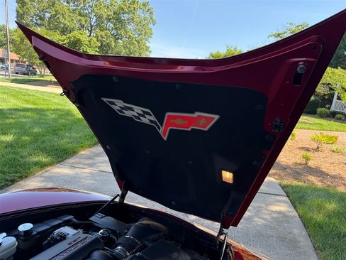 Used 2010 Chevrolet Corvette Grand Sport w/ Preferred Equipment Group RWD image 62