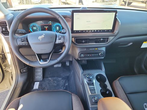 New 2025 Ford Bronco Sport Outer Banks w/ Outer Banks Tech Package+ image 9