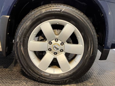 Used 2008 Nissan Armada LE w/ Technology Pkg image 10