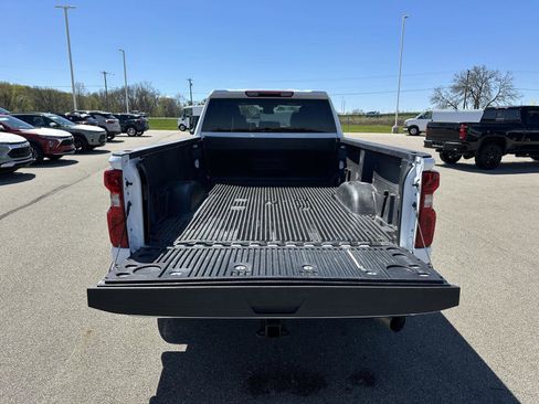Used 2025 Chevrolet Silverado 2500 LT w/ Convenience Package AWD/4WD image 7