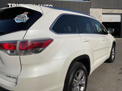 Used 2015 Toyota Highlander XLE image 8