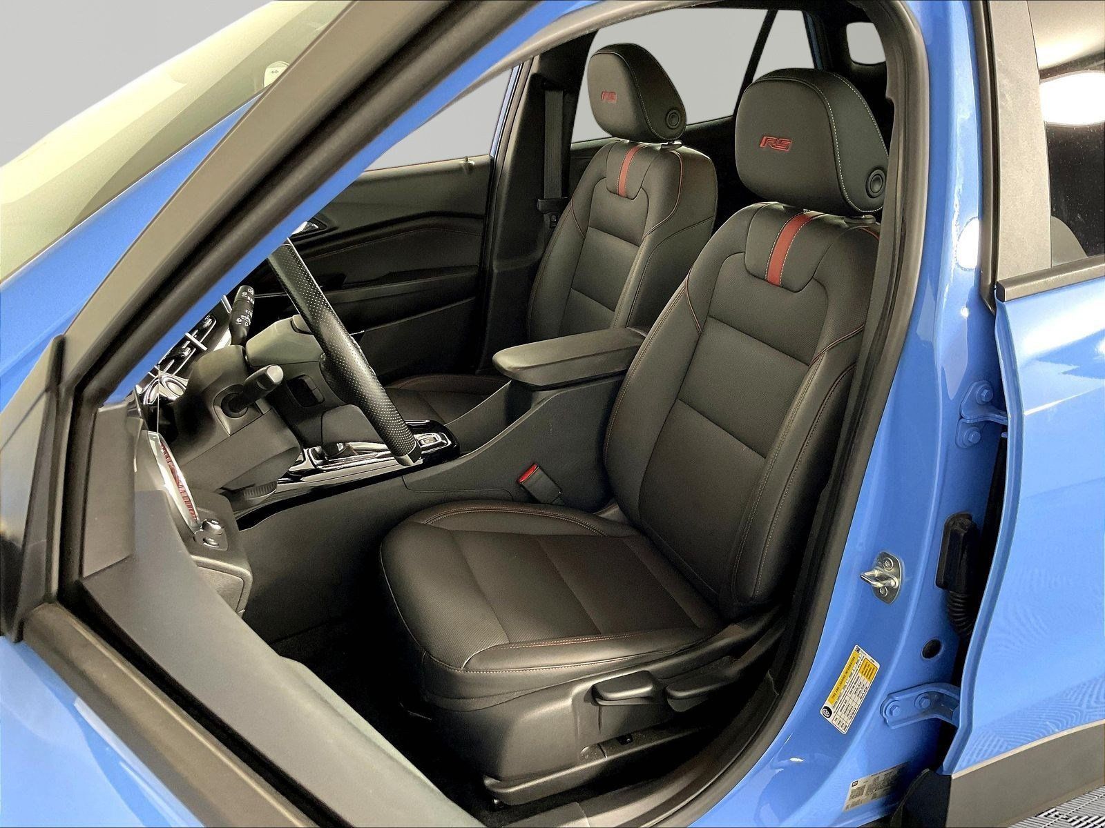 Used 2024 Chevrolet Trax RS w/ Driver Confidence Package FWD image 21