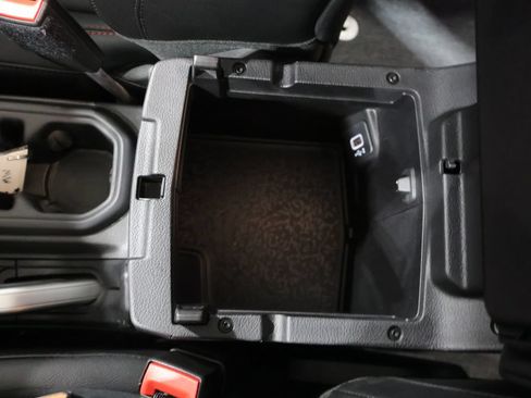 Used 2021 Jeep Wrangler Unlimited Rubicon AWD/4WD image 31