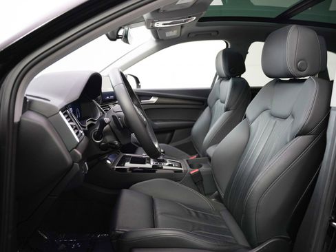 Certified 2023 Audi Q5 e Premium w/ Convenience Package image 5
