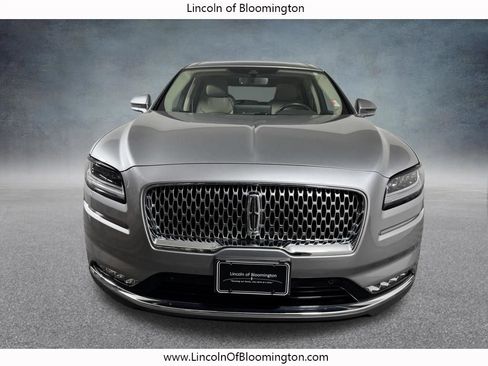 Used 2023 Lincoln Nautilus Reserve w/ Equipment Group 202A AWD/4WD image 12