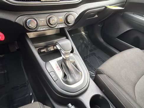 Used 2023 Kia Forte LXS image 14