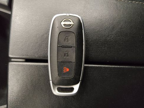 Used 2024 Nissan Rogue S AWD/4WD image 32
