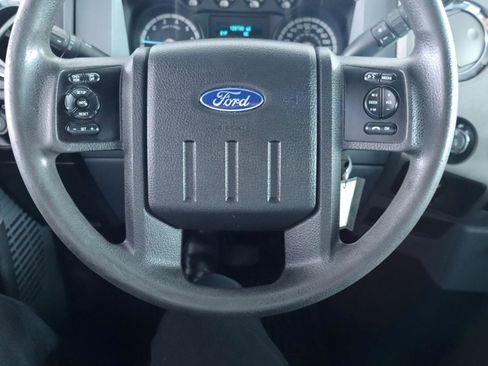 Used 2016 Ford F250 XLT w/ Snow Plow Prep Package image 21