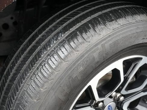 Used 2024 Ford Expedition XLT AWD/4WD image 14