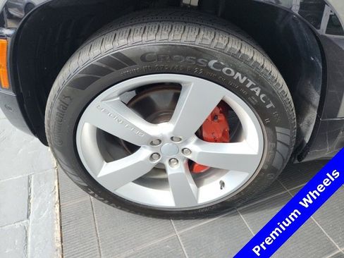 Used 2023 Land Rover Defender 110 X image 6