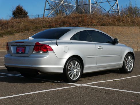 Used 2009 Volvo C70 T5 image 7