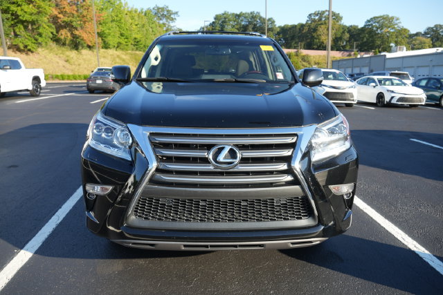 Used 2018 Lexus GX 460 Premium w/ Premium Package AWD/4WD image 4
