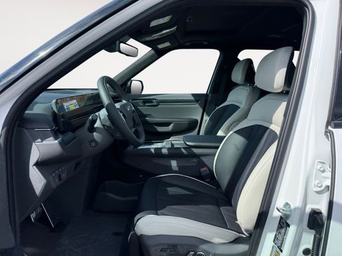 New 2026 Kia EV9 GT-Line image 10