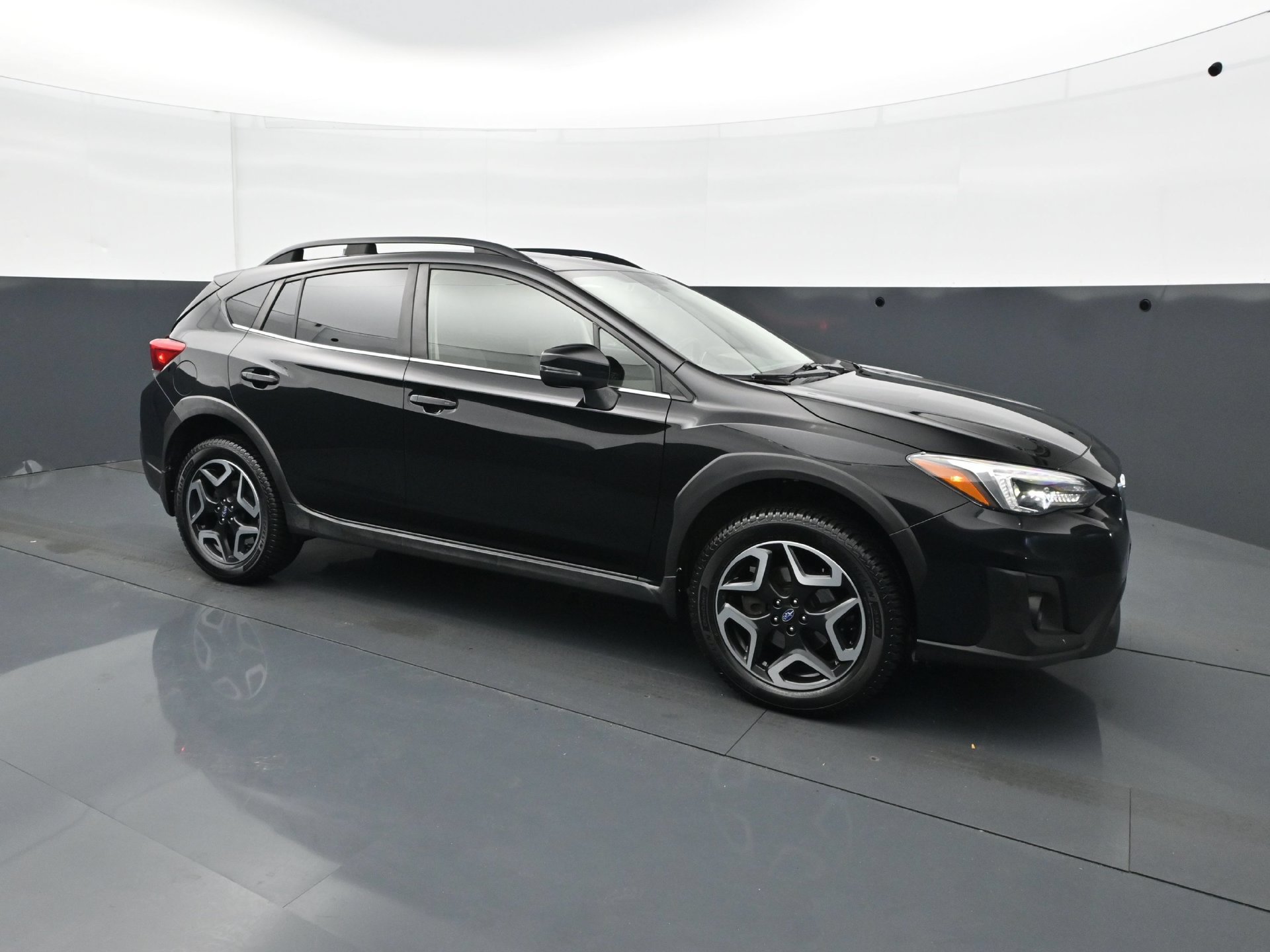 Used 2019 Subaru Crosstrek 2.0i Limited w/ Moonroof Package w/Navigation AWD/4WD image 9