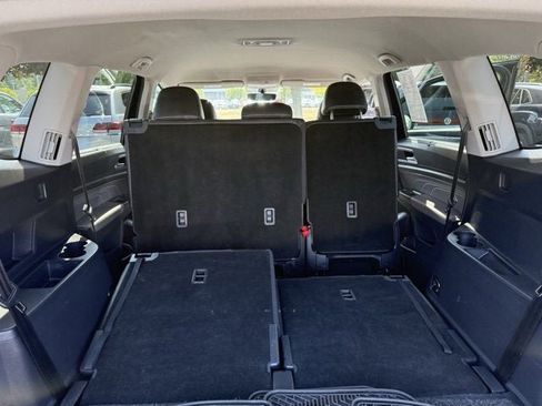 Used 2021 Volkswagen Atlas SE image 8