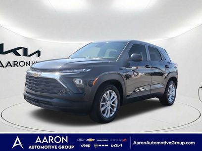 Used 2025 Chevrolet TrailBlazer LS w/ LS Convenience Package