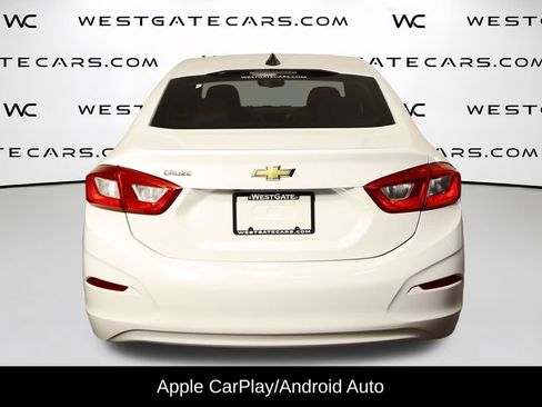 Used 2017 Chevrolet Cruze LS FWD image 4