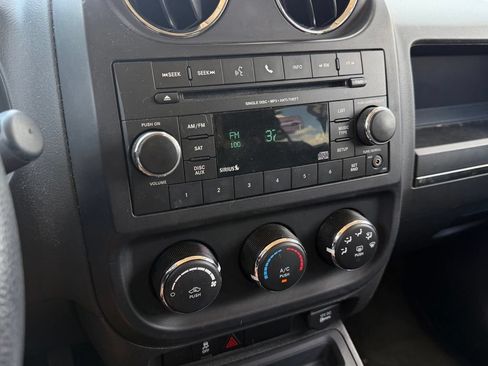 Used 2016 Jeep Patriot Sport w/ Power Value Group FWD image 20