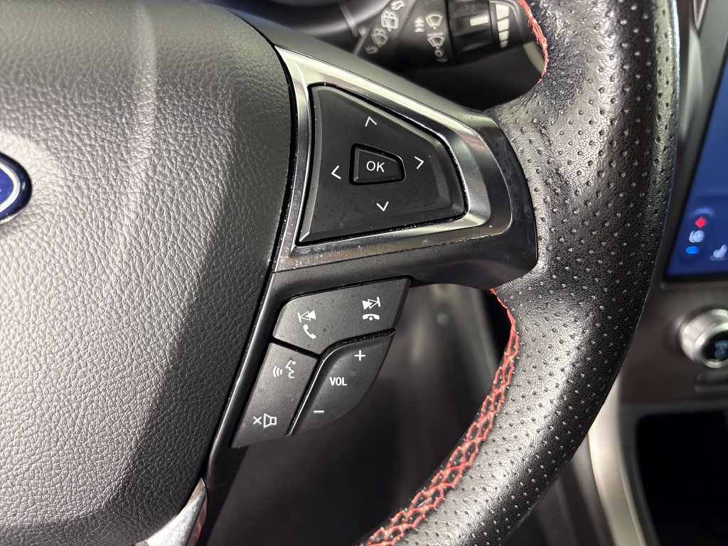 Certified 2021 Ford Edge ST-Line FWD image 21