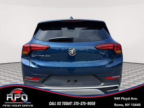 Used 2021 Buick Encore GX Preferred w/ Cold Weather Comfort Package AWD/4WD image 4