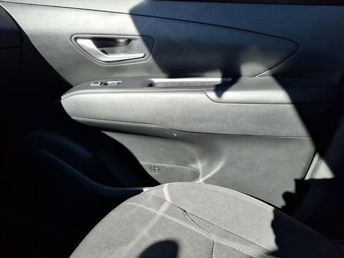 Used 2024 Hyundai Tucson SE image 24