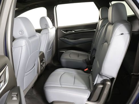 Used 2023 Buick Enclave Essence w/ Experience Buick Package AWD/4WD image 39