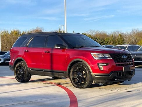 Used 2018 Ford Explorer Sport w/ Equipment Group 401A image 6