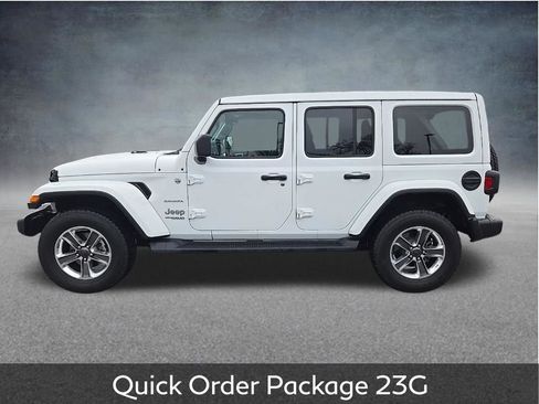 Used 2022 Jeep Wrangler Unlimited Sahara w/ Cold Weather Group image 2