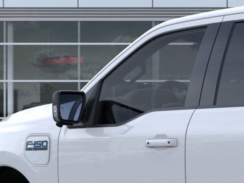 New 2025 Ford F150 Lightning Flash image 20