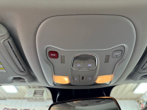 Used 2023 Jeep Renegade Limited w/ Sun/Sound Group image 26