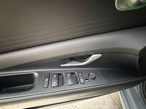 Certified 2023 Hyundai Elantra SEL FWD image 24