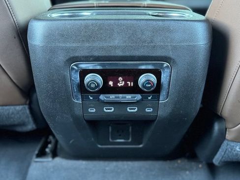 Used 2021 Chevrolet Tahoe High Country w/ Premium Package AWD/4WD image 34