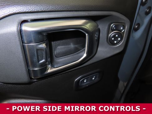 Used 2025 Jeep Gladiator Sport image 7