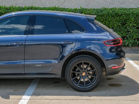 Used 2018 Porsche Macan image 13