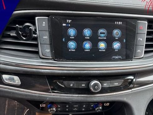 Used 2018 Buick Enclave Premium w/ Experience Buick Package AWD/4WD image 13