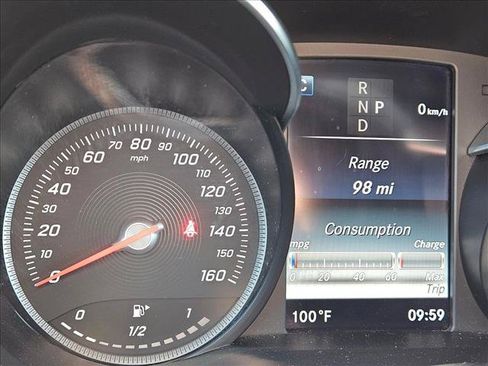 Used 2019 Mercedes-Benz GLC 300 image 8