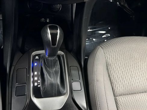 Used 2018 Hyundai Santa Fe Sport FWD image 12