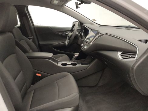 Used 2022 Chevrolet Malibu LS FWD image 21