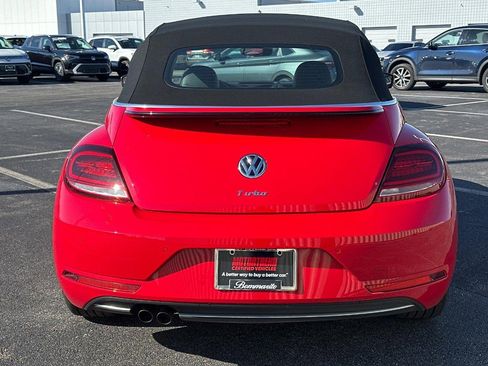 Used 2018 Volkswagen Beetle 2.0T SE image 6